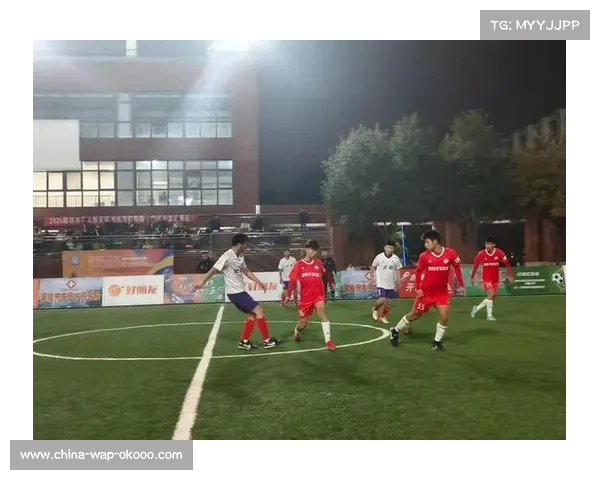 U15学校阳光组杜甫中学主场夺冠,队员章浩然:主场作战增强团队信心 U15学校阳光组杜甫中学主场夺冠,队员章浩然:主场作战增强团队信心